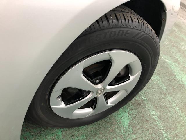 プリウスＳ　走行距離８６４６６キロ／ナビ／バックカメラ一年保証・走行距離無制限　走行距離８６４６６キロ　ワンセグナビ　ブルートゥース　バックカメラ　サイドエアバック　オートライト　ＨＩＤヘッドライト（埼玉県）の中古車