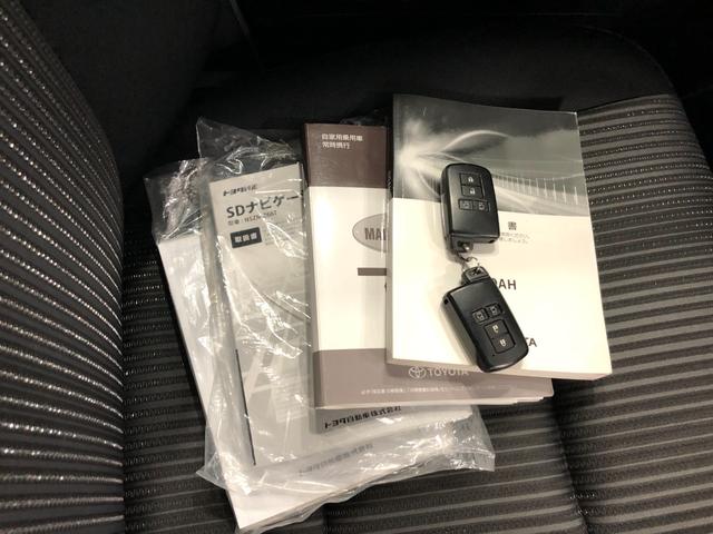 ノアハイブリッドＳｉ　ナビ　バックカメラ　ドラレコ一年保証・走行距離無制限　走行距離７６６３６キロ　ブルートゥース　ＵＳＢ　ＤＶＤ再生　オートライト　ＬＥＤヘッドランプ　シートヒーター（埼玉県）の中古車