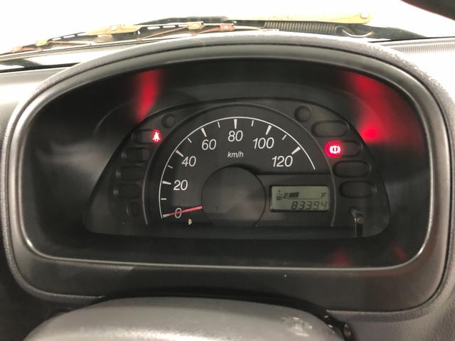 スクラムトラックＫＣスペシャル　車検整備付　５ＭＴ　ＡＭ・ＦＭラジオ一年保証・走行距離無制限　走行距離８３３９４キロ　助手席エアバック　純正カーペットマット　ＡＭ・ＦＭラジオ　マニュアル車　車検整備付（東京都）の中古車