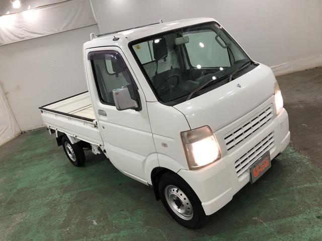 スクラムトラックＫＣスペシャル　車検整備付　５ＭＴ　ＡＭ・ＦＭラジオ一年保証・走行距離無制限　走行距離８３３９４キロ　助手席エアバック　純正カーペットマット　ＡＭ・ＦＭラジオ　マニュアル車　車検整備付（東京都）の中古車
