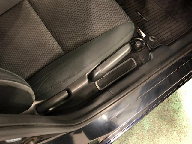 フィット１３Ｇ・Ｓ　ホンダセンシング　走行距離１０３６６８キロ１年保証距離無制限　走行距離１０３６６８キロ　ＴＶレスナビ　バックカメラ　ブルートゥース　純正マット　サイドエアバッグ　オートライト　ＬＥＤヘッドランプ（埼玉県）の中古車