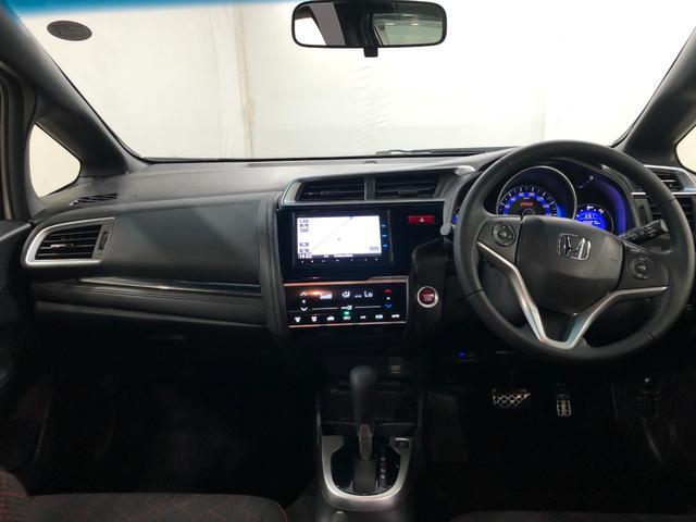 フィットＲＳ　ＣＶＴ　フルノーマル　ナビ　バックカメラ　車検２年付禁煙車　１年保証・走行距離無制限　走行距離３２２７０キロ　ホンダ純正ナビ　ワンセグＴＶ　ＤＶＤ　ＢＴオーディオ　バックカメラ　ＥＴＣ　オートライト　純正アルミホイール　純正フロアマット（埼玉県）の中古車