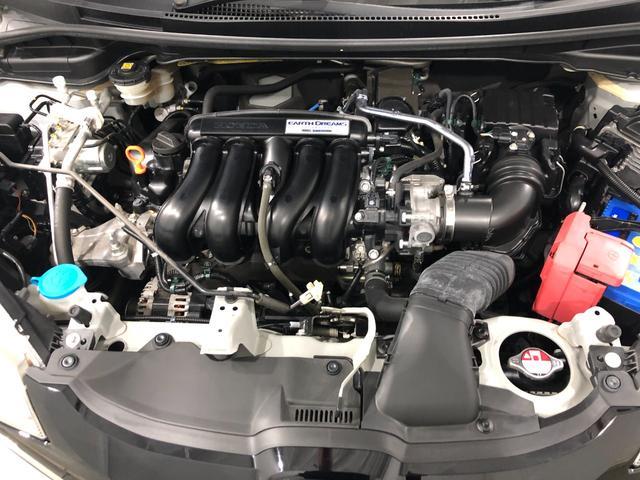 フィットＲＳ　ＣＶＴ　フルノーマル　ナビ　バックカメラ　車検２年付禁煙車　１年保証・走行距離無制限　走行距離３２２７０キロ　ホンダ純正ナビ　ワンセグＴＶ　ＤＶＤ　ＢＴオーディオ　バックカメラ　ＥＴＣ　オートライト　純正アルミホイール　純正フロアマット（埼玉県）の中古車