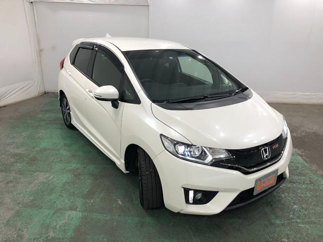 フィットＲＳ　ＣＶＴ　フルノーマル　ナビ　バックカメラ　車検２年付禁煙車　１年保証・走行距離無制限　走行距離３２２７０キロ　ホンダ純正ナビ　ワンセグＴＶ　ＤＶＤ　ＢＴオーディオ　バックカメラ　ＥＴＣ　オートライト　純正アルミホイール　純正フロアマット（埼玉県）の中古車