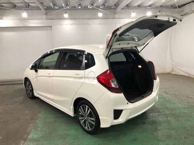 フィットＲＳ　ＣＶＴ　フルノーマル　ナビ　バックカメラ　車検２年付禁煙車　１年保証・走行距離無制限　走行距離３２２７０キロ　ホンダ純正ナビ　ワンセグＴＶ　ＤＶＤ　ＢＴオーディオ　バックカメラ　ＥＴＣ　オートライト　純正アルミホイール　純正フロアマット（埼玉県）の中古車