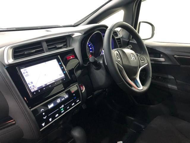 フィットＲＳ　ＣＶＴ　フルノーマル　ナビ　バックカメラ　車検２年付禁煙車　１年保証・走行距離無制限　走行距離３２２７０キロ　ホンダ純正ナビ　ワンセグＴＶ　ＤＶＤ　ＢＴオーディオ　バックカメラ　ＥＴＣ　オートライト　純正アルミホイール　純正フロアマット（埼玉県）の中古車