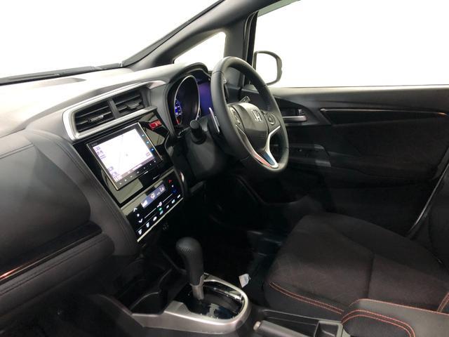 フィットＲＳ　ＣＶＴ　フルノーマル　ナビ　バックカメラ　車検２年付禁煙車　１年保証・走行距離無制限　走行距離３２２７０キロ　ホンダ純正ナビ　ワンセグＴＶ　ＤＶＤ　ＢＴオーディオ　バックカメラ　ＥＴＣ　オートライト　純正アルミホイール　純正フロアマット（埼玉県）の中古車