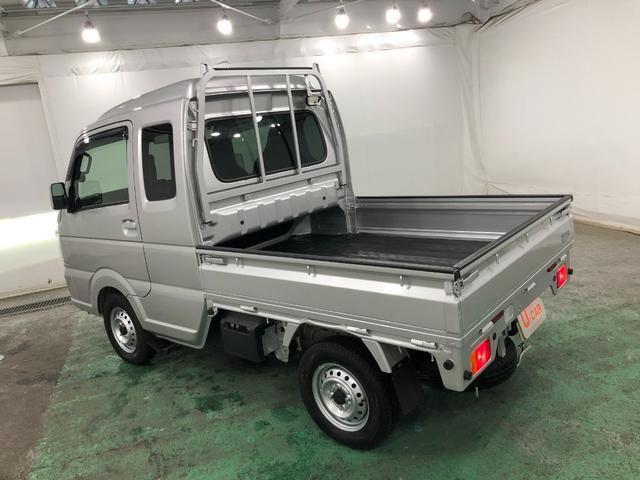 スーパーキャリイＸ　車検整備付／走行距離５７５８キロ／ＴＶレスナビ／ドラレコ１年保証距離無制限　走行距離５７５８キロ　ＴＶレスナビ　バックカメラ　ブルートゥース　ドラレコ　純正フロアマット　オートライト　ＨＩＤヘッドランプ　アイドリングストップ　キーレスエントリー（埼玉県）の中古車