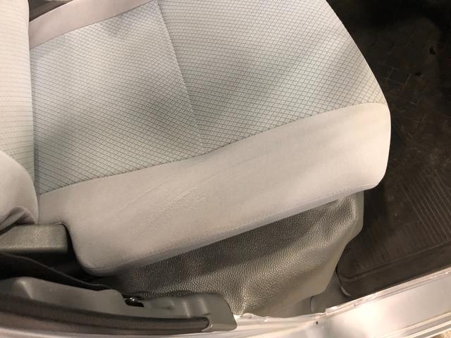 ハイゼットカーゴデッキバンＬ　４ＷＤ／ナビ一年保証・走行距離無制限　走行距離２９１５６キロ　助手席エアバック　純正カーペットマット　ワンセグナビ　バックカメラ　４ＷＤ（埼玉県）の中古車