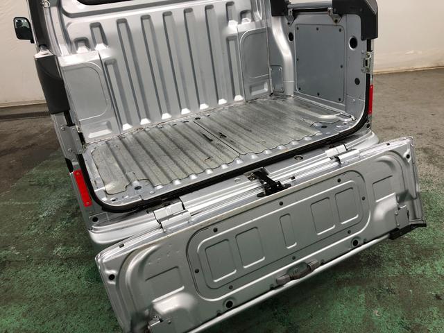 ハイゼットカーゴデッキバンＬ　４ＷＤ／ナビ一年保証・走行距離無制限　走行距離２９１５６キロ　助手席エアバック　純正カーペットマット　ワンセグナビ　バックカメラ　４ＷＤ（埼玉県）の中古車