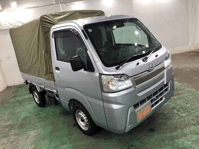ハイゼットトラックスタンダードＳＡIIIｔ　幌／４ＷＤ／走行距離２０５５キロ１年保証距離無制限　走行距離２０５５キロ　４ＷＤ　ＦＭＡＭラジオ　純正フロアマット　クリアランスソナー　オートライト　ＬＥＤヘッドランプ　キーレスエントリー　スマートアシスト３ｔ（埼玉県）の中古車