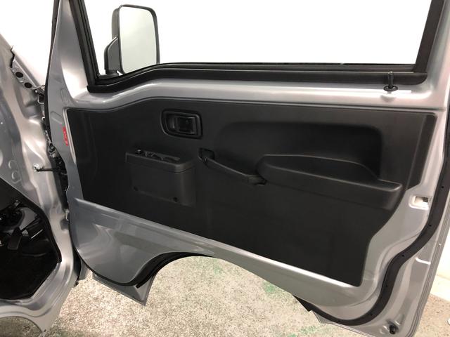 ハイゼットトラックスタンダードＳＡIIIｔ　幌／４ＷＤ／走行距離２０５５キロ１年保証距離無制限　走行距離２０５５キロ　４ＷＤ　ＦＭＡＭラジオ　純正フロアマット　クリアランスソナー　オートライト　ＬＥＤヘッドランプ　キーレスエントリー　スマートアシスト３ｔ（埼玉県）の中古車