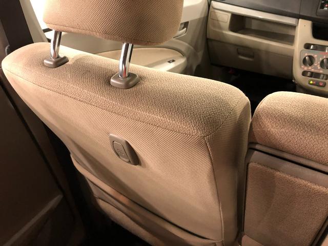 ムーヴＬ　ＳＡ　走行距離５１３５０キロ／ＣＤチューナー／マット１年保証距離無制限　走行距離５１３５０キロ　ＣＤチューナー　純正カーペットマット　助手席エアバッグ　マニュアルエアコン　キーレスエントリー　電動格納式ドアミラー（埼玉県）の中古車