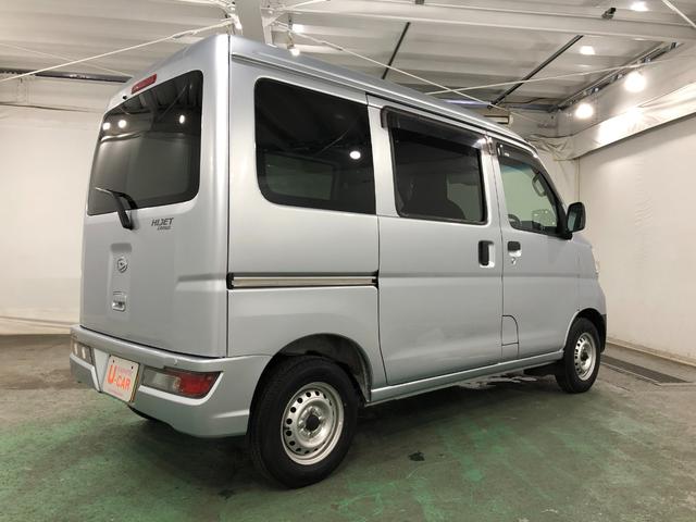 ハイゼットカーゴデラックスＳＡ３　当社下取車　ＦＭＡＭラジオ　スマアシ３ＦＭＡＭラジオ　マット　助手席エアバッグ　オートマチックハイビーム　ＬＥＤヘッドランプ　アイドリングストップ　スマートアシスト３　１年保証距離無制限　走行距離１７１１キロ（東京都）の中古車