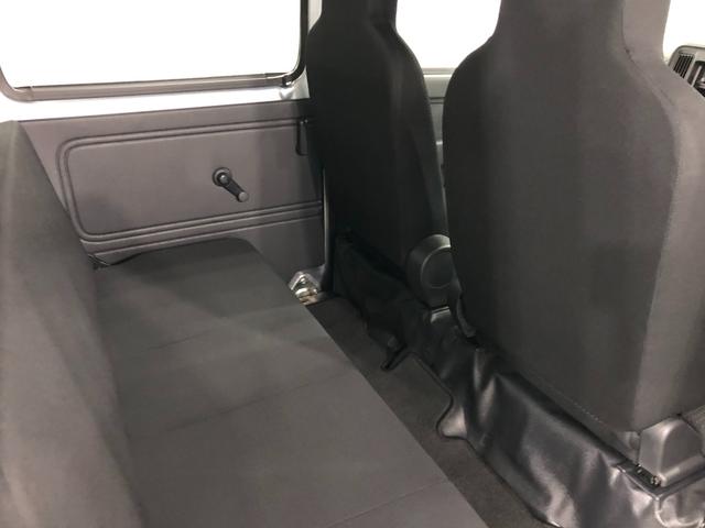 ハイゼットカーゴデラックスＳＡ３　当社下取車　ＦＭＡＭラジオ　スマアシ３ＦＭＡＭラジオ　マット　助手席エアバッグ　オートマチックハイビーム　ＬＥＤヘッドランプ　アイドリングストップ　スマートアシスト３　１年保証距離無制限　走行距離１７１１キロ（東京都）の中古車