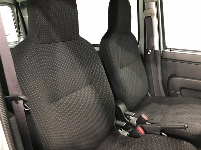 ハイゼットカーゴデラックスＳＡ３　当社下取車　ＦＭＡＭラジオ　スマアシ３ＦＭＡＭラジオ　マット　助手席エアバッグ　オートマチックハイビーム　ＬＥＤヘッドランプ　アイドリングストップ　スマートアシスト３　１年保証距離無制限　走行距離１７１１キロ（東京都）の中古車