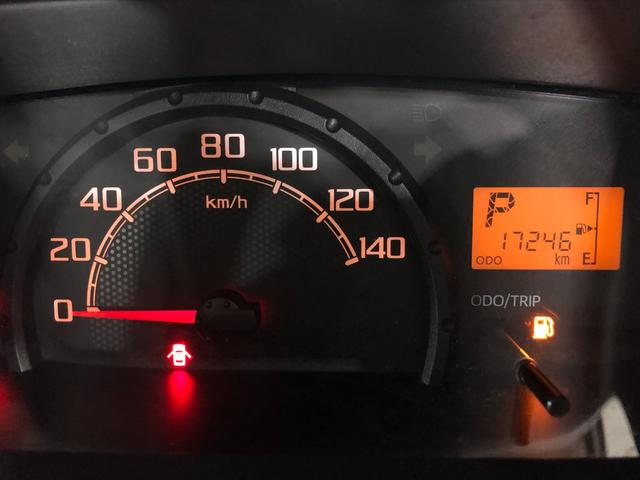 ハイゼットトラックスタンダード　２ＷＤ／オートマ／ナビ一年保証・走行距離無制限　走行距離１７２４６キロ　フルセグナビ　ブルートゥース　ＤＶＤ再生　助手席エアバック　純正カーペットマット　オートマ　２ＷＤ（埼玉県）の中古車