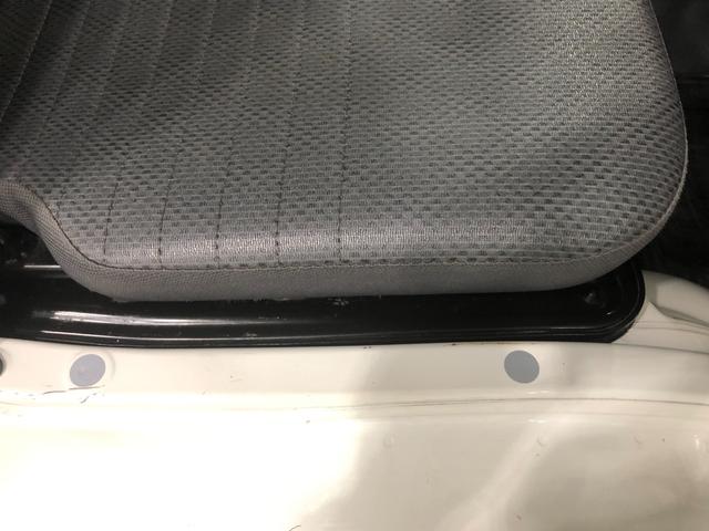 ハイゼットトラックスタンダード　２ＷＤ／オートマ／ナビ一年保証・走行距離無制限　走行距離１７２４６キロ　フルセグナビ　ブルートゥース　ＤＶＤ再生　助手席エアバック　純正カーペットマット　オートマ　２ＷＤ（埼玉県）の中古車