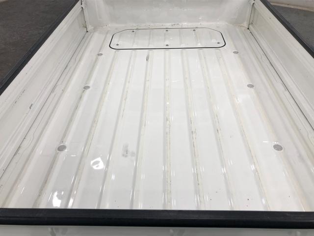 ハイゼットトラックスタンダード　２ＷＤ／オートマ／ナビ一年保証・走行距離無制限　走行距離１７２４６キロ　フルセグナビ　ブルートゥース　ＤＶＤ再生　助手席エアバック　純正カーペットマット　オートマ　２ＷＤ（埼玉県）の中古車