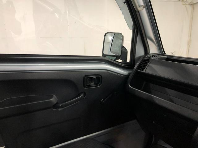 ハイゼットトラックスタンダードＳＡIIIｔ　４ＷＤ／走行２０９７５キロ／マット１年保証距離無制限　走行距離２０９７５キロ　４ＷＤ　ＦＭＡＭラジオ　純正フロアマット　スマートアシスト３ｔ　マニュアルエアコン　スペアキー（埼玉県）の中古車