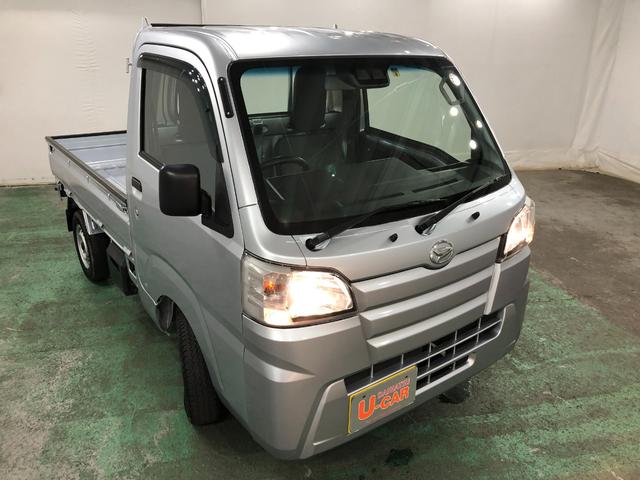 ハイゼットトラックスタンダードＳＡIIIｔ　４ＷＤ／走行２０９７５キロ／マット１年保証距離無制限　走行距離２０９７５キロ　４ＷＤ　ＦＭＡＭラジオ　純正フロアマット　スマートアシスト３ｔ　マニュアルエアコン　スペアキー（埼玉県）の中古車