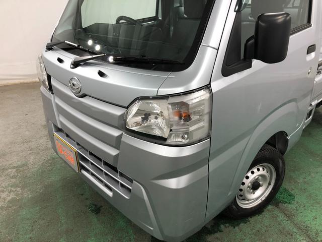 ハイゼットトラックスタンダードＳＡIIIｔ　４ＷＤ／走行２０９７５キロ／マット１年保証距離無制限　走行距離２０９７５キロ　４ＷＤ　ＦＭＡＭラジオ　純正フロアマット　スマートアシスト３ｔ　マニュアルエアコン　スペアキー（埼玉県）の中古車