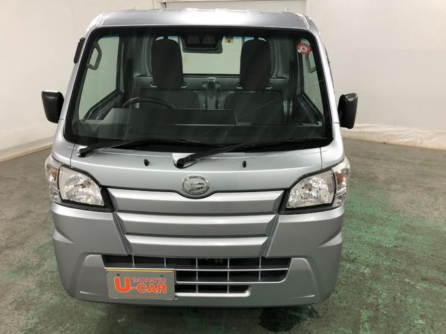 ハイゼットトラックスタンダードＳＡIIIｔ　４ＷＤ／走行２０９７５キロ／マット１年保証距離無制限　走行距離２０９７５キロ　４ＷＤ　ＦＭＡＭラジオ　純正フロアマット　スマートアシスト３ｔ　マニュアルエアコン　スペアキー（埼玉県）の中古車