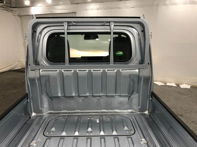 ハイゼットトラックスタンダードＳＡIIIｔ　４ＷＤ／走行２０９７５キロ／マット１年保証距離無制限　走行距離２０９７５キロ　４ＷＤ　ＦＭＡＭラジオ　純正フロアマット　スマートアシスト３ｔ　マニュアルエアコン　スペアキー（埼玉県）の中古車