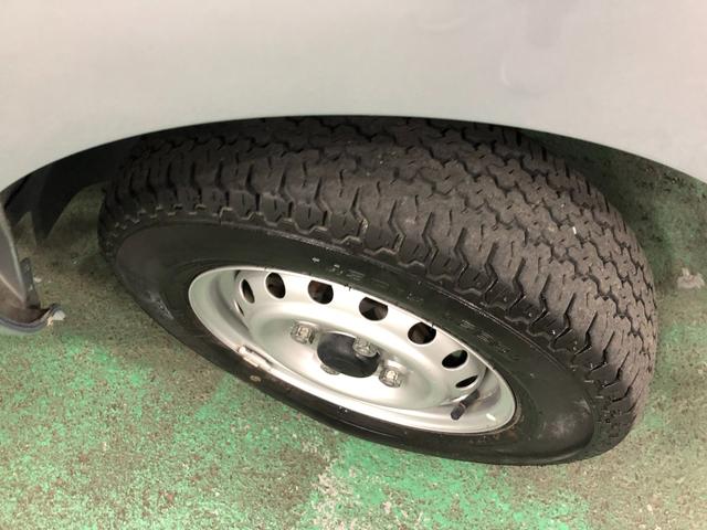 ハイゼットトラックスタンダードＳＡIIIｔ　４ＷＤ／走行２０９７５キロ／マット１年保証距離無制限　走行距離２０９７５キロ　４ＷＤ　ＦＭＡＭラジオ　純正フロアマット　スマートアシスト３ｔ　マニュアルエアコン　スペアキー（埼玉県）の中古車