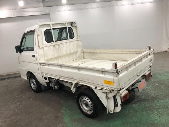 ハイゼットトラックコンパクトテールリフト　４ＷＤ・ＭＴ　１ＤＩＮラジオ一年保証・走行距離無制限　走行距離７５１８０キロ　純正カーペットマット　エアコンパワステ（埼玉県）の中古車