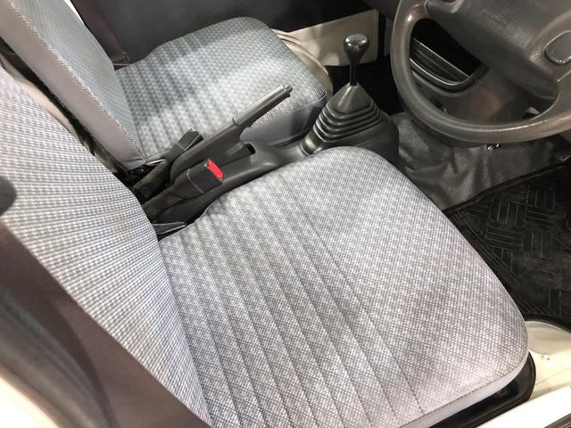 ハイゼットトラックコンパクトテールリフト　４ＷＤ・ＭＴ　１ＤＩＮラジオ一年保証・走行距離無制限　走行距離７５１８０キロ　純正カーペットマット　エアコンパワステ（埼玉県）の中古車