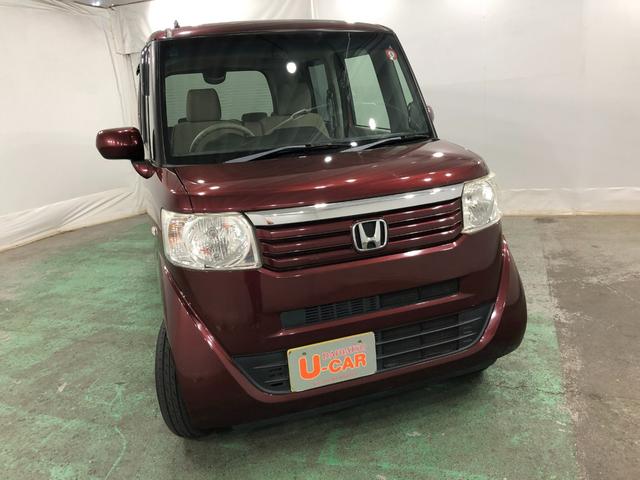 Ｎ−ＢＯＸＧ・Ｌパッケージ　車検整備付／走行距離８７９５７キロ１年保証距離無制限　走行距離８７９５７キロ　車検整備付　純正カーペットマット　助手席エアバッグ　ベンチシート　バイザー　片側電動スライドドア　マニュアルエアコン（埼玉県）の中古車