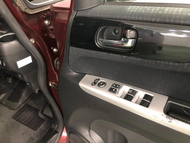Ｎ−ＢＯＸカスタムＧ・ターボＬパッケージ　走行距離５６５４９キロ／ナビ／マット１年保証距離無制限　走行距離５６５４９キロ　ワンセグナビ　バックカメラ　ブルートゥース　純正マット　サイドエアバッグ　オートライト　ＨＩＤヘッドランプ　両側電動スライドドア　電動格納式ドアミラー（東京都）の中古車