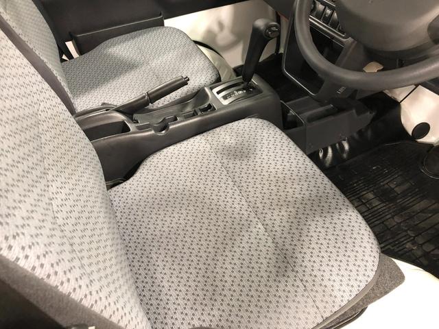 キャリイトラックＫＣスペシャル　４ＷＤ　ＦＭＡＭラジオ１年保証距離無制限　走行距離１３３９キロ　純正フロアマット　バイザー　マニュアルエアコン　電動ウインドウ（埼玉県）の中古車