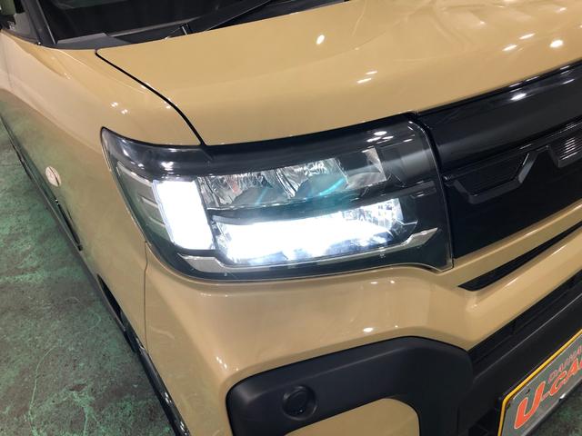 タントファンクロスターボ　走行３０キロ／フルセグナビ／バックカメラ１年保証距離無制限　走行３０キロ　サイドエアバッグ　Ｃソナー　オートマチックハイビーム　オートライト　ＬＥＤヘッドランプ　アイドリングストップ　ベンチシート　両側電動スライドドア（埼玉県）の中古車