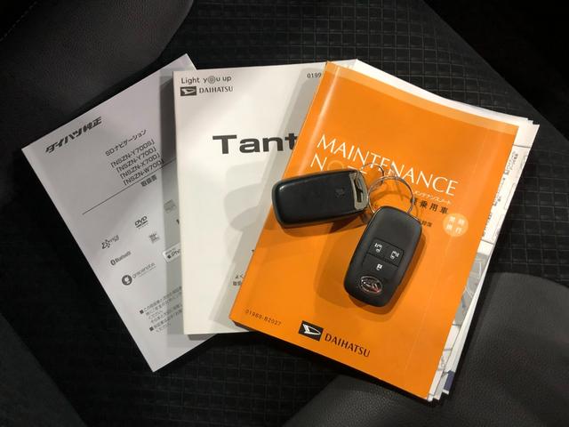 タントカスタムＲＳセレクション　走行距離７３９４キロ／純正ナビ１年保証距離無制限　走行距離７３９４キロ　純正フルセグナビ　パノラマモニター　ブルートゥース　サイドエアバッグ　ＬＥＤヘッドランプ　アイドリングストップ　シートヒーター　両側電動スライドドア（埼玉県）の中古車