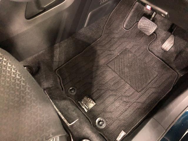 ロッキープレミアム　走行距離３１２０９キロ　　９インチナビ／ドラレコワンオーナー　禁煙車　純正カーペットマット　クリアランスソナー　ＬＥＤオートマチックハイビーム　アイドリングストップ　シートヒーター　フルセグ　全周囲カメラ　純正アルミホイール（埼玉県）の中古車