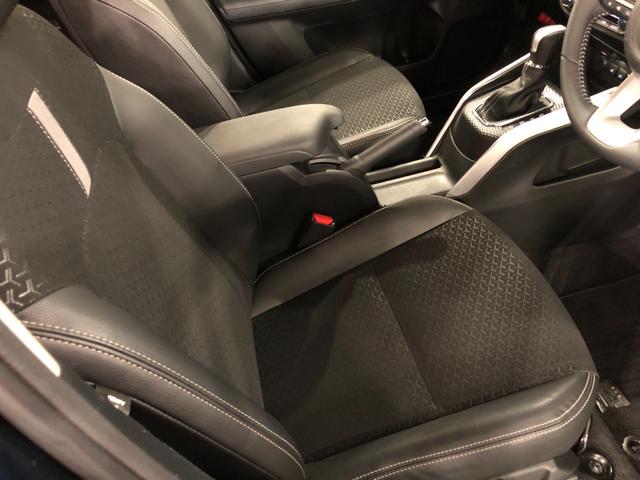 ロッキープレミアム　走行距離３１２０９キロ　　９インチナビ／ドラレコワンオーナー　禁煙車　純正カーペットマット　クリアランスソナー　ＬＥＤオートマチックハイビーム　アイドリングストップ　シートヒーター　フルセグ　全周囲カメラ　純正アルミホイール（埼玉県）の中古車