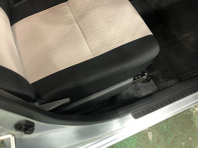 ミライースＬ　ＳＡIII　走行距離７７８８キロ／オートライト／マット１年保証距離無制限　走行距離７７８８キロ　マット　助手席エアバッグ　オートマチックハイビーム　オートライト　アイドリングストップ　スマートアシスト３　マニュアルエアコン　キーレスエントリー（埼玉県）の中古車
