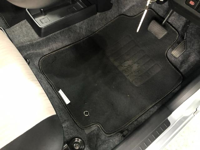 ミライースＬ　ＳＡIII　走行距離７７８８キロ／オートライト／マット１年保証距離無制限　走行距離７７８８キロ　マット　助手席エアバッグ　オートマチックハイビーム　オートライト　アイドリングストップ　スマートアシスト３　マニュアルエアコン　キーレスエントリー（埼玉県）の中古車