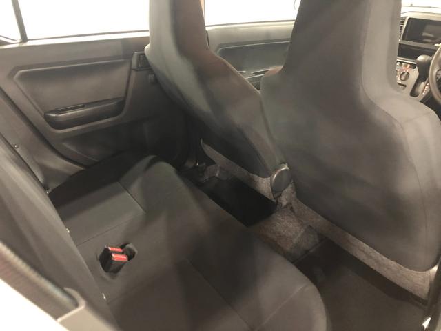 ミライースＬ　ＳＡIII　走行距離７７８８キロ／オートライト／マット１年保証距離無制限　走行距離７７８８キロ　マット　助手席エアバッグ　オートマチックハイビーム　オートライト　アイドリングストップ　スマートアシスト３　マニュアルエアコン　キーレスエントリー（埼玉県）の中古車