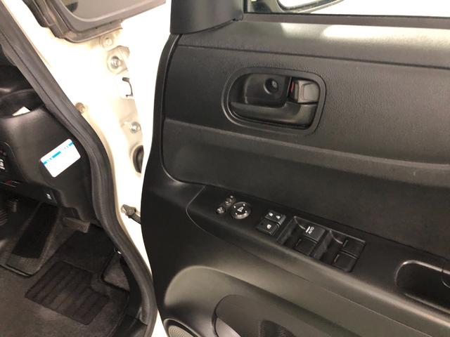 Ｎ−ＢＯＸカスタムＧ　走行距離４０７８６キロ／ワンセグナビ／バックカメラ１年保証距離無制限　走行距離４０７８６キロ　ワンセグナビ　バックカメラ　ブルートゥース　純正カーペットマット　助手席エアバック　ＨＩＤヘッドランプ　片側電動スライドドア　キーフリー（埼玉県）の中古車