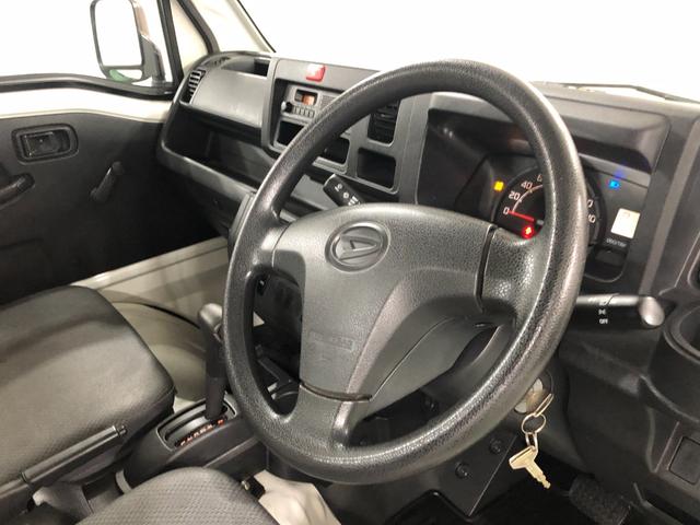 ハイゼットトラックスタンダード　４ＷＤ／ＡＴ一年保証・走行距離無制限　走行距離１２５１１キロ　４ＷＤ　ＡＴ　ＡＭＦＭラジオ　エアコン　パワステ　ゴムマット　ハロゲンランプ（埼玉県）の中古車