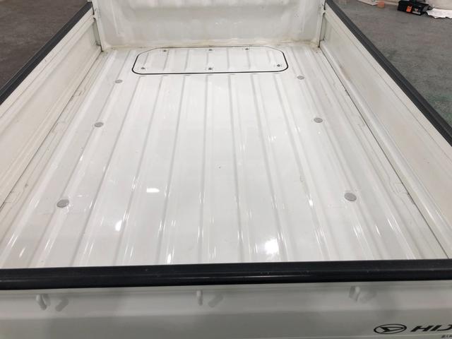 ハイゼットトラックスタンダード　４ＷＤ／ＡＴ一年保証・走行距離無制限　走行距離１２５１１キロ　４ＷＤ　ＡＴ　ＡＭＦＭラジオ　エアコン　パワステ　ゴムマット　ハロゲンランプ（埼玉県）の中古車