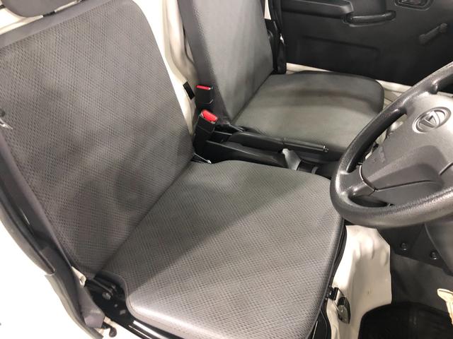 ハイゼットトラックスタンダード　４ＷＤ／ＡＴ一年保証・走行距離無制限　走行距離１２５１１キロ　４ＷＤ　ＡＴ　ＡＭＦＭラジオ　エアコン　パワステ　ゴムマット　ハロゲンランプ（埼玉県）の中古車