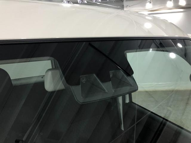 ハイゼットカーゴＤＸ　走行距離９９１７キロ／オートライト／純正フロアマット１年保証距離無制限　走行距離９９１７キロ　純正フロアマット　助手席エアバッグ　クリアランスソナー　オートライト　アイドリングストップ　キーレスエントリー　両側スライドドア　マニュアルエアコン（埼玉県）の中古車