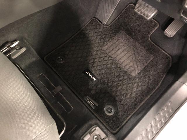 Ｃ−ＨＲＳ−Ｔ　雹害／ナビ／ＥＴＣ一年保証・走行距離無制限　フルセグナビ　ブルートゥース　バックカメラ　サイドエアバック　オートライト　ＬＥＤヘッドライト（埼玉県）の中古車