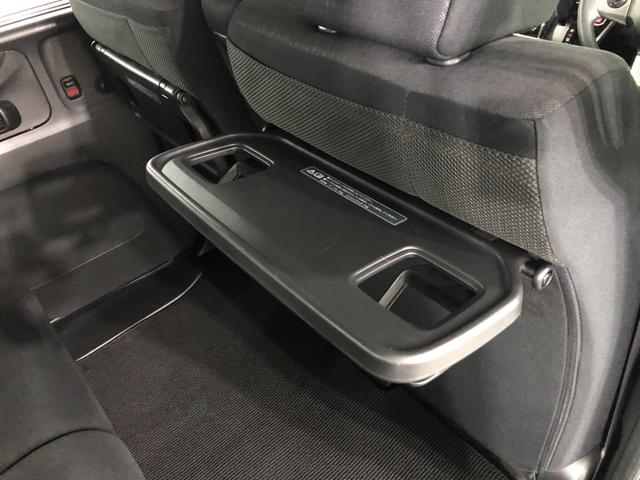 Ｎ−ＢＯＸカスタムＧ・Ｌパッケージ　走行距離９２２６５キロ　Ｂカメラ　ＴＶ１年保証距離無制限　走行距離９２２６５キロ　純正カーペットマット　オートライト　ＨＩＤヘッドライト　ベンチシート　片側電動スライドドア　ＴＶ　Ｂｌｕｅｔｏｏｔｈ　バックカメラ　エアコン（埼玉県）の中古車