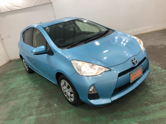 アクアＳ　車検整備付／走行距離３１６５２キロ／ワンセグナビ／マット１年保証距離無制限　走行距離３１６５２キロ　車検整備付　ワンセグナビ　バックカメラ　ブルートゥース　カーペットマット　助手席エアバッグ　オートライト（埼玉県）の中古車