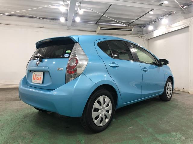 アクアＳ　車検整備付／走行距離３１６５２キロ／ワンセグナビ／マット１年保証距離無制限　走行距離３１６５２キロ　車検整備付　ワンセグナビ　バックカメラ　ブルートゥース　カーペットマット　助手席エアバッグ　オートライト（埼玉県）の中古車